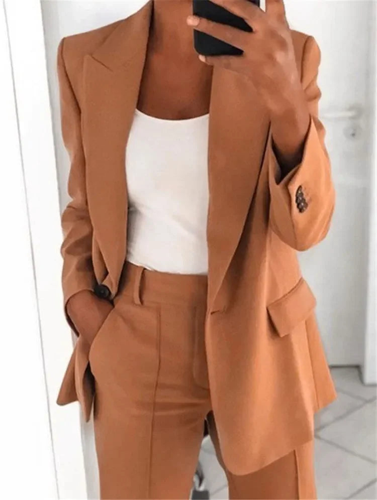 Chic Long-Sleeve Women's Blazer