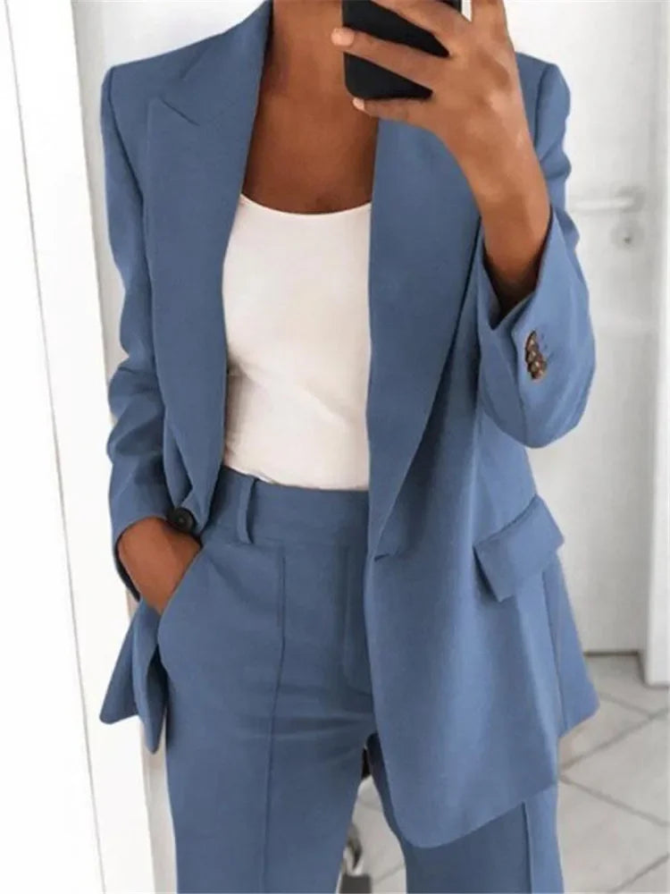 Chic Long-Sleeve Women's Blazer